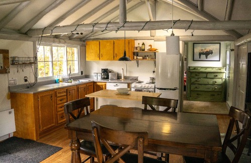Frampton Ski Chalet | Oppy Shack located directly on the wildlife preserve at Miller Zoo.