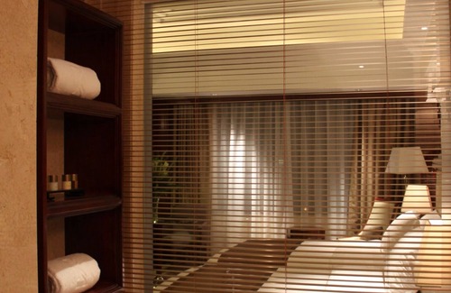 Hongshan Hotel | Optics Vally Kingdom Plaza