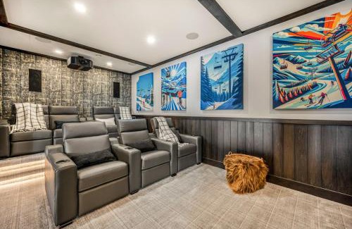 Big White Ski Resort Ski Chalet | Opulence At Big White