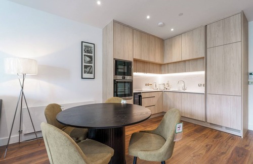 Malahide Apartment | Opulent - Fully Furnished, 1 Bedroom Apartment