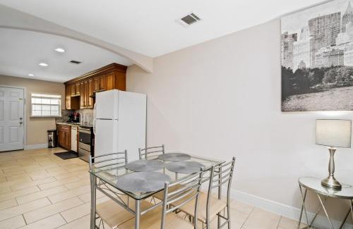 OST - South Union Apartment | Opulent, Luxurious & Modern APT 7 Min From TX Med Center