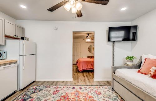 Stillwater Apartment | Opulent Stillwater Haven with Reliable WiFi & Free Parking