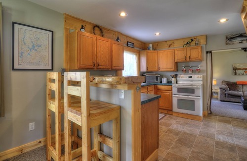 Oquossoc House | Oquossoc Camp - Great in-town Oquossoc location - walk to OG and Portage!