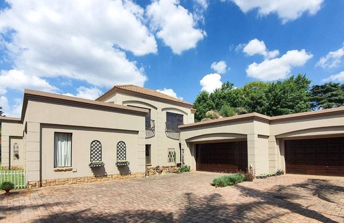 Boksburg House | Or Tambo Airport Holiday Home