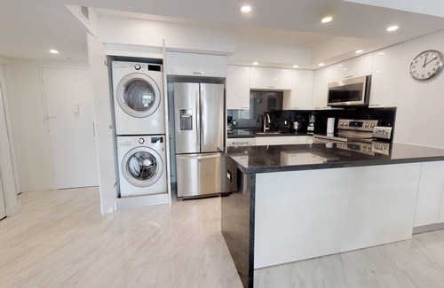 Sunny Isles Beach Condo | OR1019 - Modern Ocean View Apt Steps to the Beach
