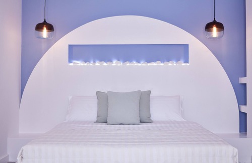 Agios Georgios Hotel | Orabel Suites