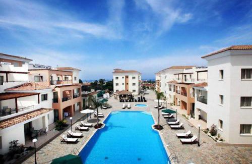 Paphos Apartment | Oracle Exclusive Resort Alena 4