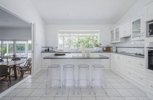 Bangalee House | Orana House Bangalee - Family holiday home opposite Cambewarra Estate Winery