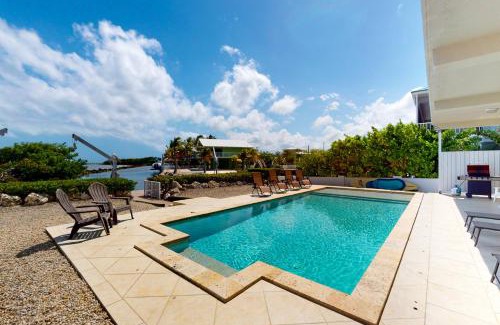 Tavernier House | Orange Blossom Retreat