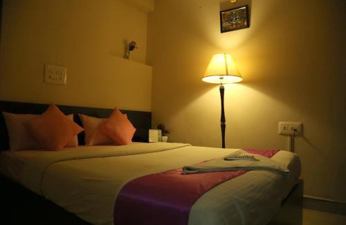 Chikkajala Cabin | Orange Corner Hotel, Airport pickup & drop Available 24X7