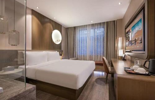 Fengtai Hotel | Orange Crystal Beijing South Station Wood Garden Hotel