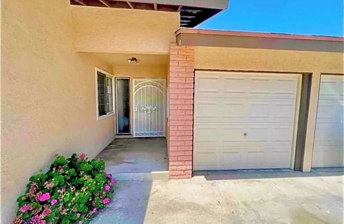 Orange House | Orange Gem I Disney I Chapman I Cozy 2Bedroom Homenn