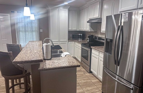 Orange Grove House | Orange Grove Country Home, 3-bedroom/2 bath