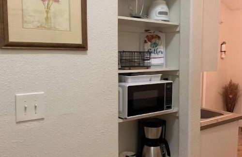 Sebastian Apartment | Orange Grove Duplex: 2 Bedroom/1Bath/Kitchenette