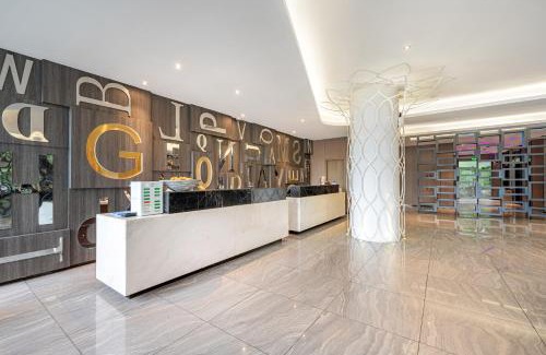 Jiading Hotel | Orange Hotel Shanghai Hongqiao Airport Dingbian Road Subway Station Branch - Free Hongqiao Airport & Hongqiao Train station Shuttle Bus