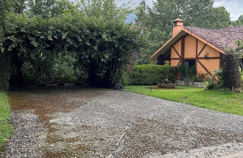 Xicotepec Cottage | Orange House