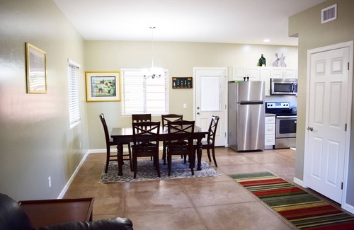 Palo Verde House | ORANGE HOUSE 2019NEW HOME 2 SUITES NEAR UA (Unit2)