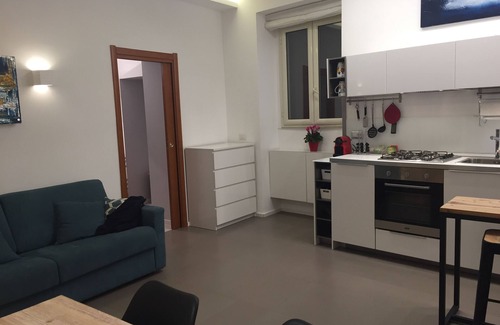 Montecalvario House | Orange house - oasis of peace in the historic center