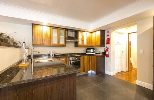 Old Place House | Orange Inn Knysna