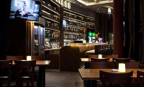 Guangzhou Central Business District Apartment | Orange International Hotel Guangzhou Zhujiang New Town US Consulate General Guangzhou Branch - Free Shuttle Bus to Canton Fair Complex During Canton Fair Period
