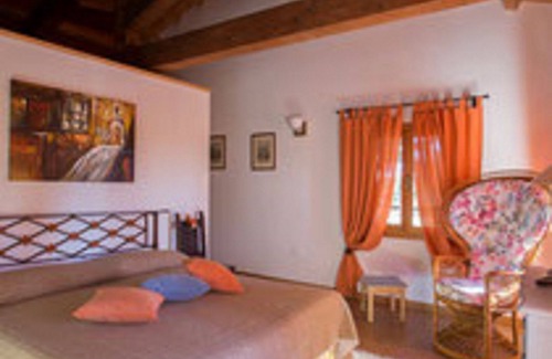 Spresiano Bed & Breakfast | Orange Room.