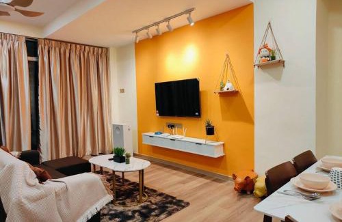 Bukit Baru Apartment | Orange Tatami Funny House at Bukit Beruang Malacca