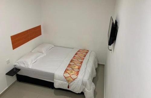 Kemayan Square Hotel | Orange Villa Hotel Near Palm Mall Seremban