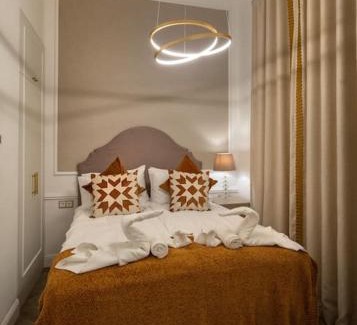 Taban Apartment | OrangeHomes Luxury apartment next to Gellért Hill