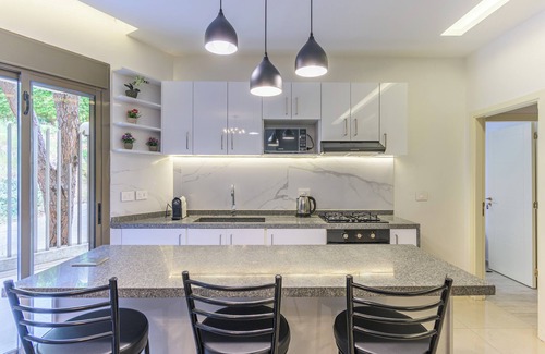 Duhur ash Shuwayr Apartment | Orano -Chic 2-Bedroom Apt in Bsalim