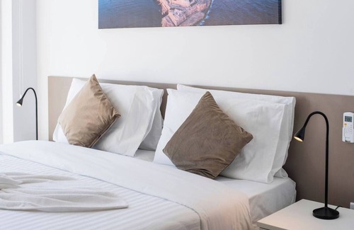 Qormi Hotel | Orbis Boutique Studios by Holi