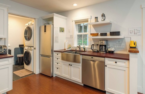 Eastsound House | Orcas Island, Purdue Lake Retreat