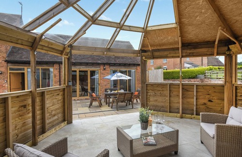 Bridgnorth Cottage | Orchard Barn - UK47458