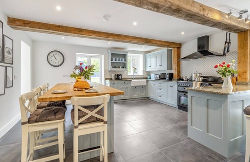 Pontesbury Cottage | Orchard Barns - UK47200