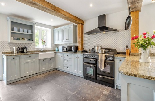 Pontesbury Cottage | Orchard Barns - UK47200