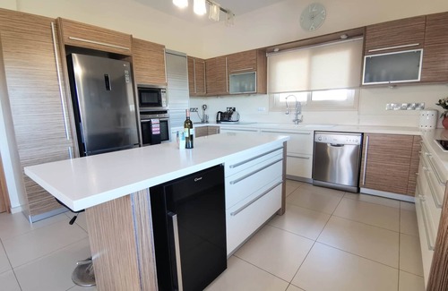 Frenaros Villa | Orchard Blossom 8 bedrooms 11 x 5m pool