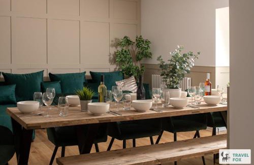 Bont Newydd House | Orchard Cottage and Hot Tubs - 15mins To Snowdon