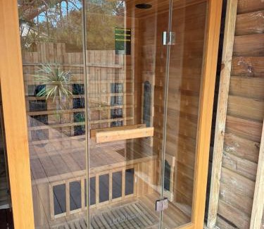 Yallingup Siding House | Orchard Cottage - Country Escape