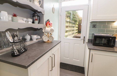 Appleby-in-Westmorland Cottage | ORCHARD COTTAGE, pet friendly in Appleby-In-Westmorland