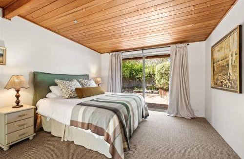 Yallingup Siding House | Orchard Homestead Countryside Retreat