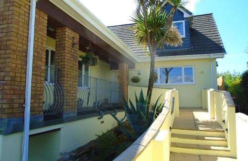 Wadebridge House | Orchard House Wadebridge Self Catering
