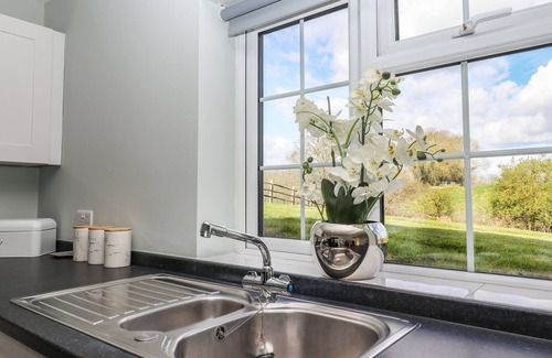 Paddock Wood Cottage | Orchard Retreat