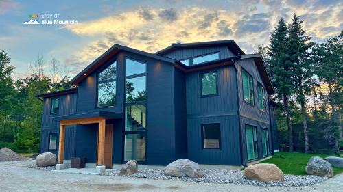 The Blue Mountains Ski Chalet | Orchard Run Chalet