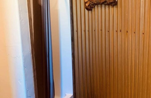 Paonia Cabin | Orchard Venue - Rent By The Day