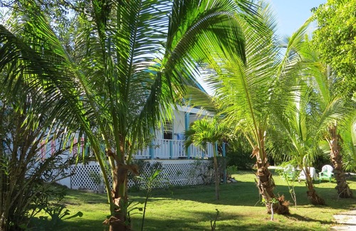 Governor's Harbour Cottage | Orchid Cottage 2 Bedroom Cottage