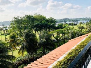 Yishun Resort | Orchid Country Club