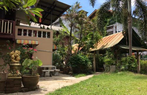 Bang Phra House | Orchid Guest House
