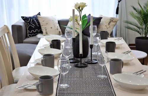 Nakijin Apartment | Orchid house