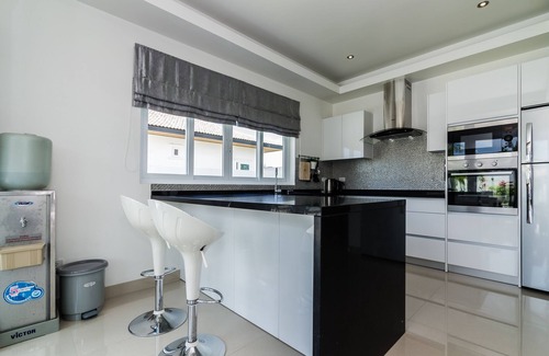 Hin Lek Fai Villa | Orchid Paradise Homes OPV 220