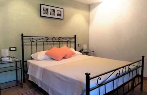 Montalto delle Marche Other | ORCHIDEA APARTMENT The Old Maple farmhouse