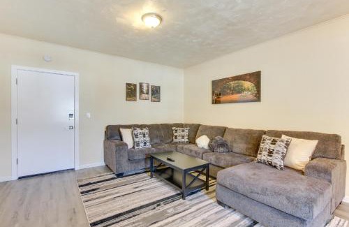 Oakridge Apartment | Oregon Getaway by Willamette National Forest!